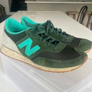 New Balance Sneakers Women